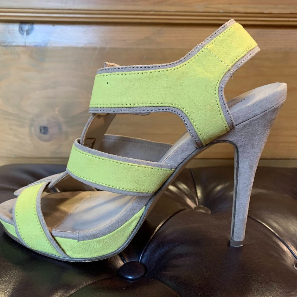 Call It Spring Platform 5" Stiletto Heels. Size 7.5. Yellow and Beige Suede.